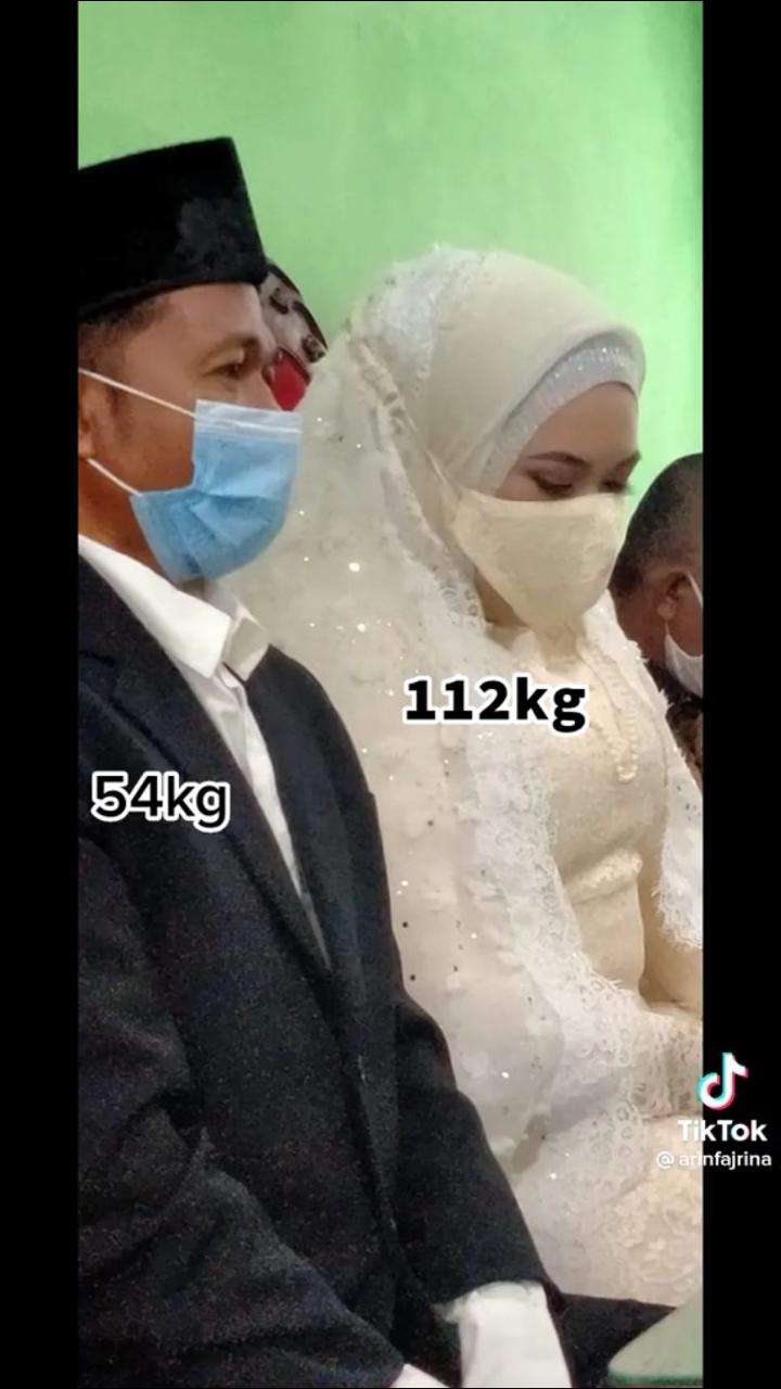 Viral Pasangan Beda Usia 20 Tahun, Jomplang Banget Dikira Bapak dan Anak, Lihat 8 Potretnya