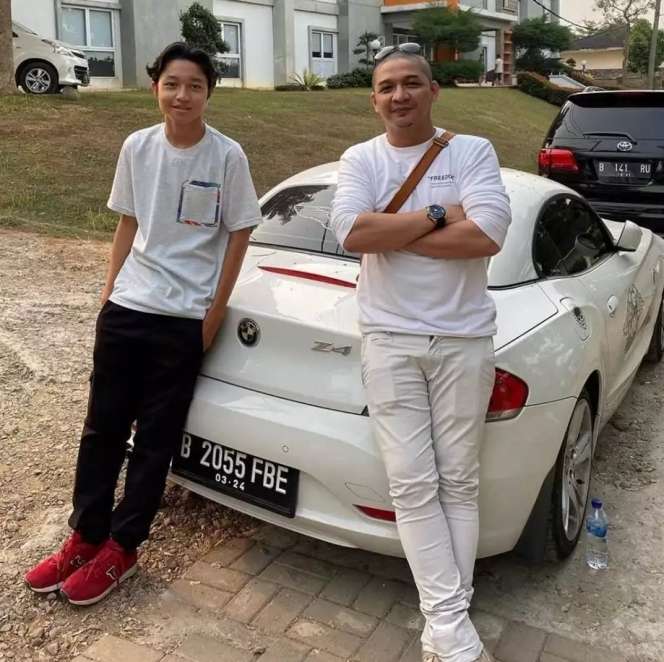Damai Usai 11 Tahun Berseteru, Ini 10 Potret Haru Kiesha Alvaro & Pasha Ungu yang Bikin Baper!