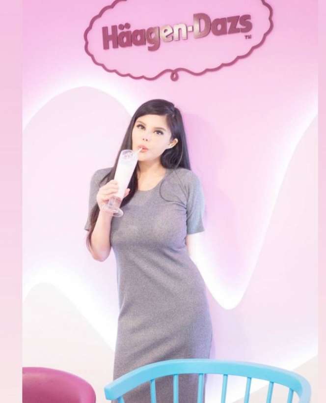 Masih Ingat Dita Soedarjo Mantan Kekasih Denny Sumargo? Kini Penampilannya Makin Hot, Bak Barbie Hidup!