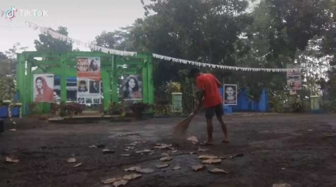 8 Potret Kondisi Terkini Garasi Mobil Nike Ardilla Pasca Kecelakaan Maut, Berada di Dekat Makamnya!