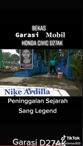 8 Potret Kondisi Terkini Garasi Mobil Nike Ardilla Pasca Kecelakaan Maut, Berada di Dekat Makamnya!