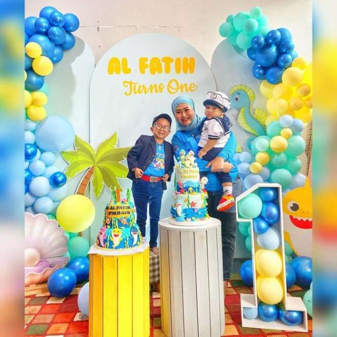 Potret Al Fatih Anak Kedua Daus Mini yang Jarang Tersorot, Imutnya Kebangetan!