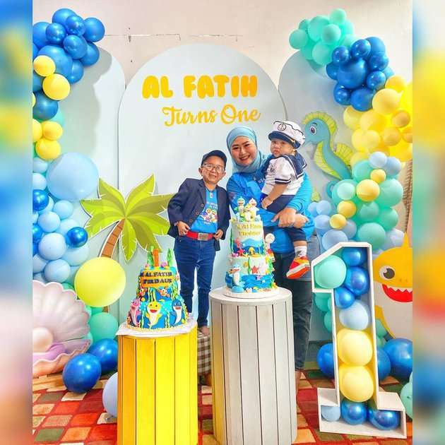 Potret Al Fatih Anak Kedua Daus Mini yang Jarang Tersorot, Imutnya Kebangetan!