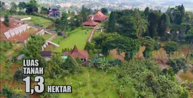 10 Potret Villa Mewah Ivy Baskara Seluas 1,3 Hektar yang Viral, Bak Miniaturnya Indonesia!