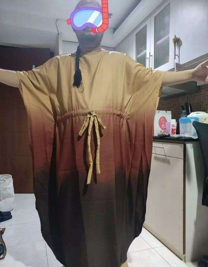 10 Potret Kocak Bapak-bapak Review Barang Online Shop, Endingnya Bikin Ngakak!
