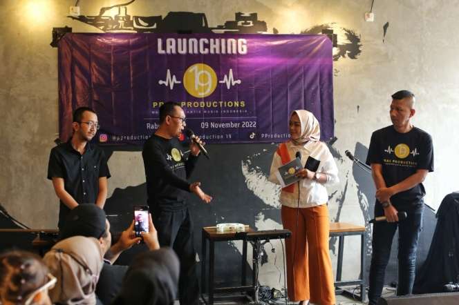 25 Tahun Jadi Drummer Ungu, Rowman Bangun Label Musik untuk Persiapan Pensiun