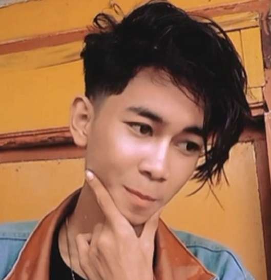 9 Potret Alif `Cepmek` Alias Dilan KW Bareng Para Artis, Semua Kena Virus `Kamu Nanyeaa`!
