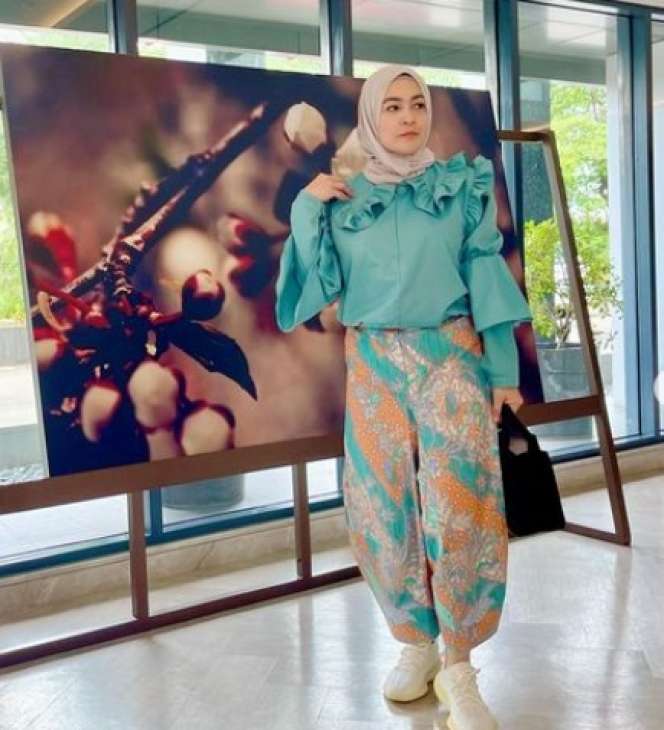 Putuskan Jadi Mualaf, 5 Artis Ini Ternyata Punya Kekayaan Berlimpah!