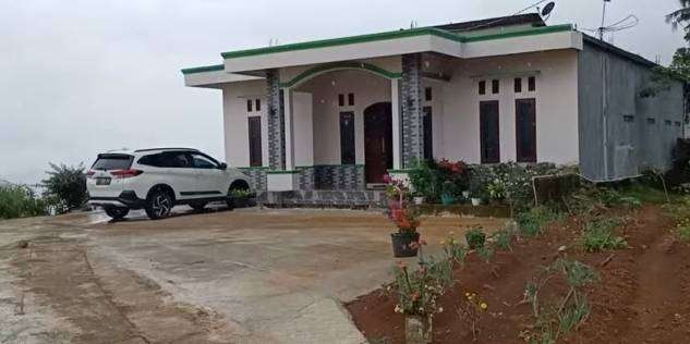 Mantan Preman jadi Pengusaha Roti Bakar, Punya Rumah Mewah di atas Bukit