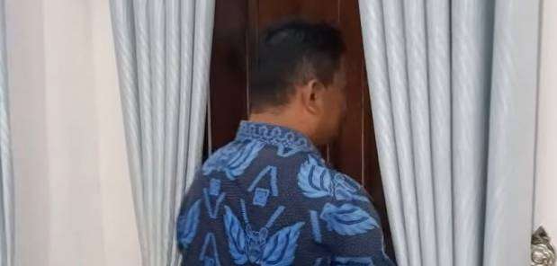 Mantan Preman jadi Pengusaha Roti Bakar, Punya Rumah Mewah di atas Bukit