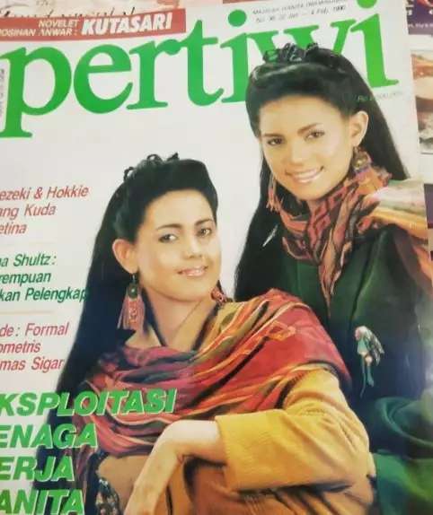 Ingat Istri Kasino di Warkop DKI? Intip 10 Potret Masa Muda Roweina Umboh, Bidadari Tercantik di Masanya