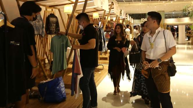 FOTO: Puluhan Stand UMKM Lokal Mejeng di Pagelaran Sabang Merauke