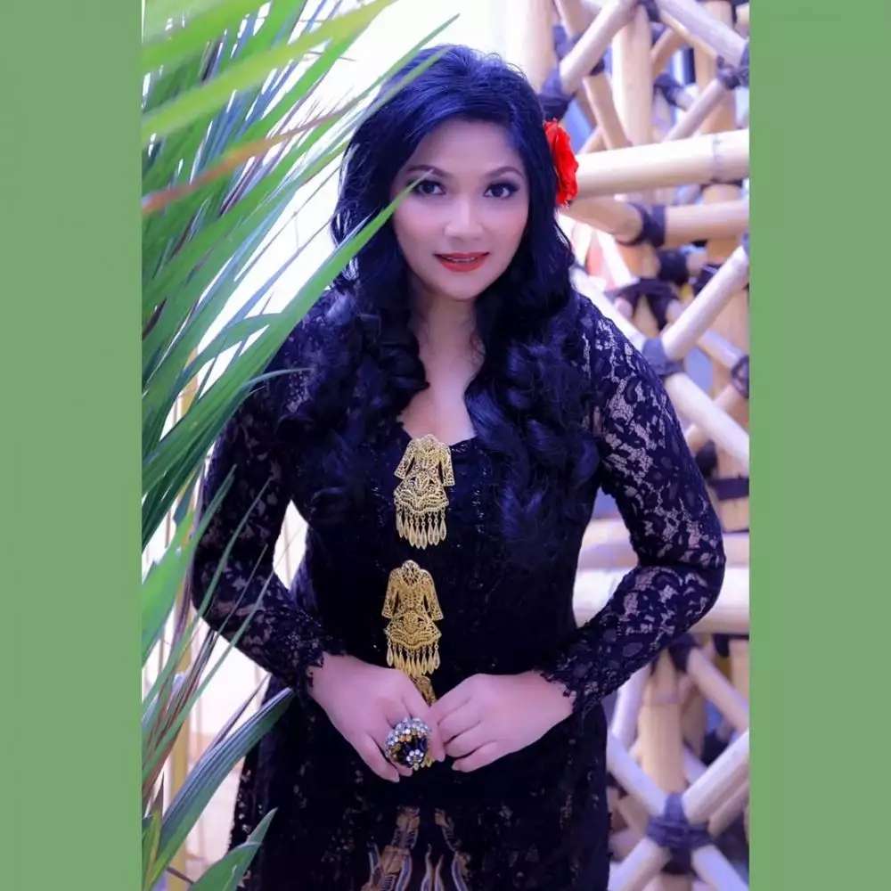10 Artis Tinggalkan Dunia Hiburan untuk Jadi PNS, Ada Mantan Cherrybelle dan Sayuti `Sitkom OB`