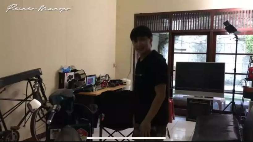 Potret Rumah Reiner Manopo yang Viral Jadi Tukang Servis Jok, Ternyata Pernah Kebanjiran!