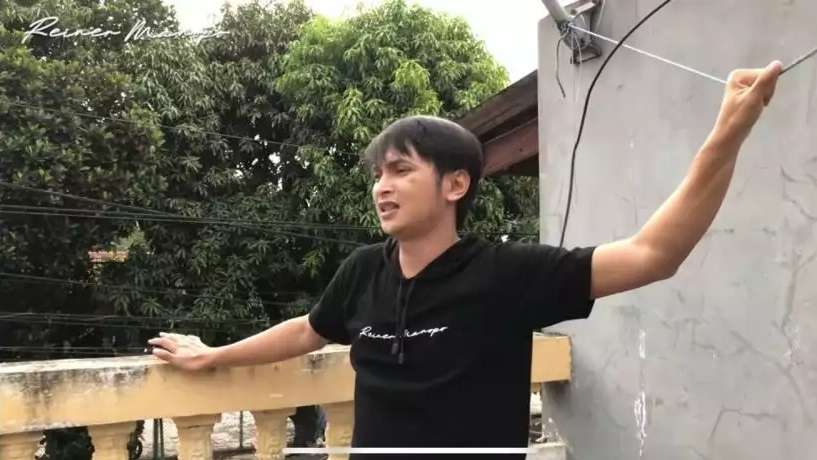 Potret Rumah Reiner Manopo yang Viral Jadi Tukang Servis Jok, Ternyata Pernah Kebanjiran!