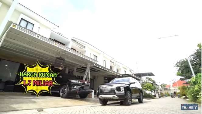 10 Potret Rumah Jhon LBF, Bos yang Viral di Tiktok, Mpok Alpa Syok : Laci Penuh Tumpukan Emas Batangan!