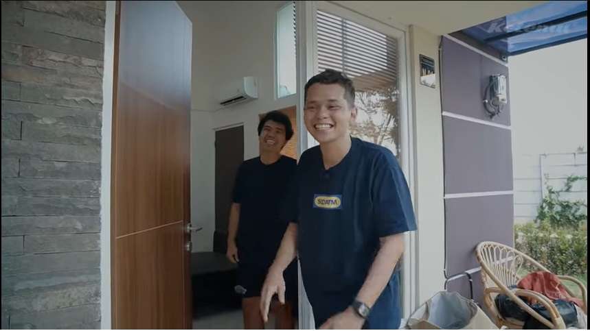 Potret Rumah Arif Brata Komika yang Viral Lewat Series `Layangan Putus`, Huniannya Pernah Digeruduk Warga!