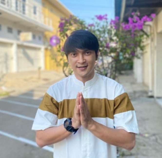 Potret Terbaru Reiner Manopo, Artis Sinetron Kolosal yang Namanya Sempat Melejit, Kini Tukang Servis Jok Motor