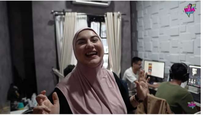 Dulunya Bekas Rumah Angker, Ini Potret Kantor Baru Irish Bella dan Ammar Zoni Usai Renovasi, Estetik Banget!