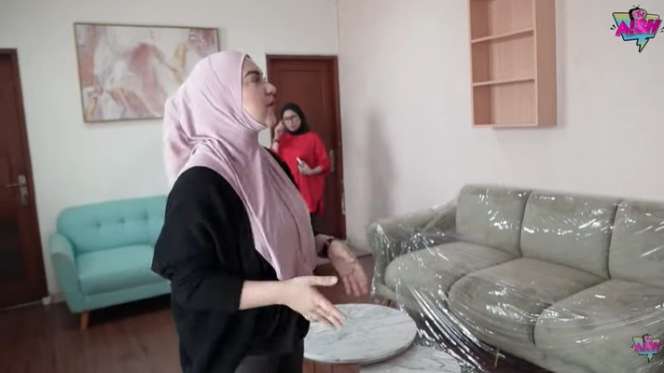 Dulunya Bekas Rumah Angker, Ini Potret Kantor Baru Irish Bella dan Ammar Zoni Usai Renovasi, Estetik Banget!