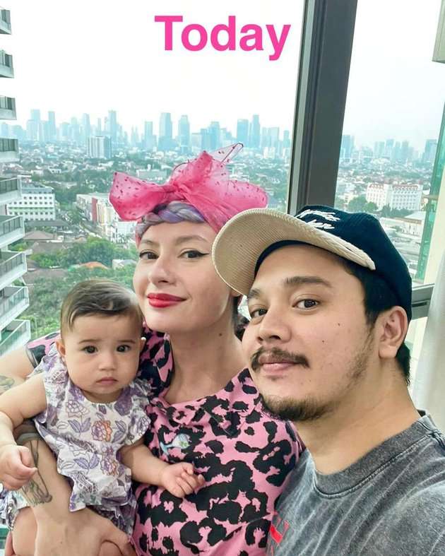 Potret Terbaru Baby Millie Putri Derby Romero, Mirip Orang Bule