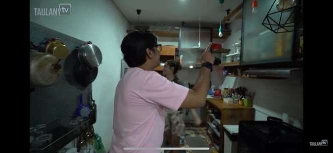 10 Potret Rumah Hesti Purwadinata Sahabat Enzy Storia, Ternyata Sederhana, Banyak Bak Sampah!