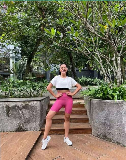 Ingat Penyanyi Cilik Pelantun Lagu `Kata Mama Papa`? Dulu Hits Banget, Kini Banting Stir Jadi Instruktur Zumba!