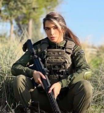 5 Potret Tentara Wanita Israel yang Disebut Paling Cantik, Parasnya Bak Model Papan Atas, Bikin Sudah Kedip!