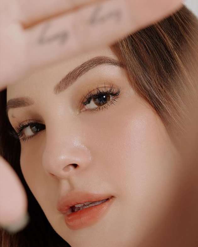 Potret Paola Serena yang Dikabarkan Dekat dengan Gading Marten, Paras Cantiknya Bikin Salfok!