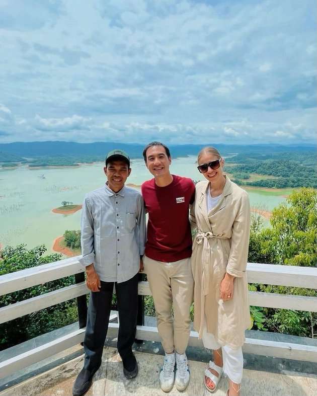 Potret Daniel Mananta Ikut Kajian Tentang Al-Quran Ditemani Sang Istri, Ungkapan Keyakinannya Sekarang