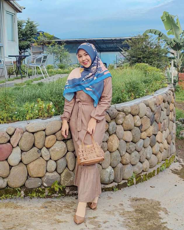 Terpaut Usia 45 Tahun, Ini Potret Santi Asokamala Istri Mark Sungkar, Kini Tetap Mesra Bak Pasangan Muda!