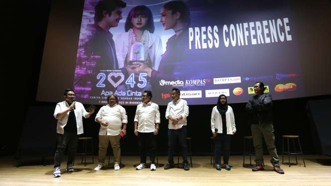 Yasmin Napper Jadi Hacker di 2045 Apa Ada Cinta