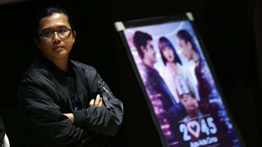 Yasmin Napper Jadi Hacker di 2045 Apa Ada Cinta