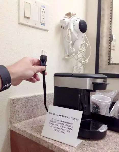 Sekilas Tampak Mewah, 10 Potret Fasilitas Hotel Ini Malah Bikin Tepuk Jidat, Auto Gak Pengen Nginep!