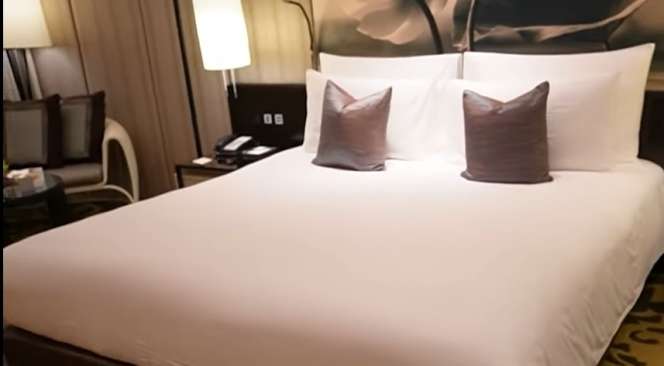 Honeymoon Dadakan ke Bangkok, Ini Potret Kamar Hotel Jess No Limit dan Sisca Kohl yang Super Mewah!