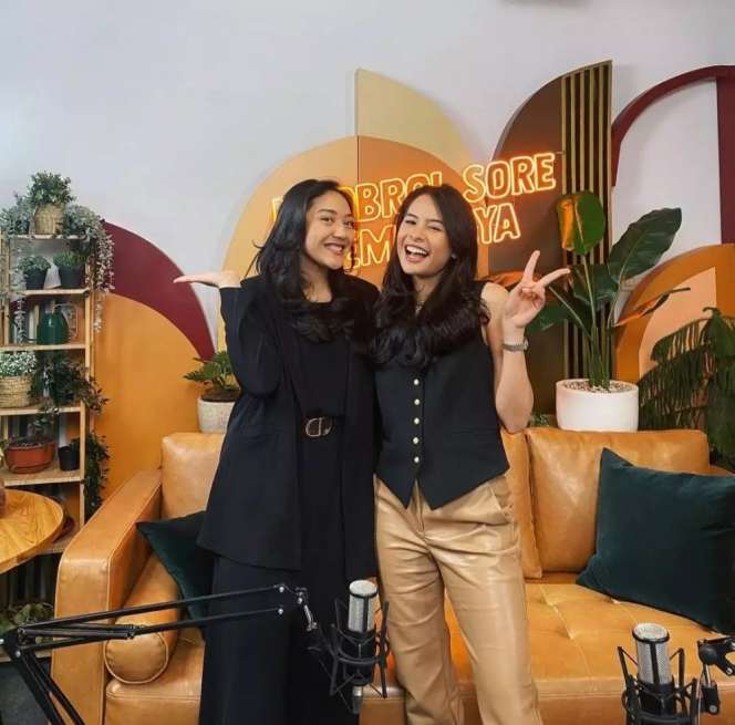 Sesama Aset Bangsa, 9 Adu Cantik Maudy Ayunda VS Putri Tanjung, Hidupnya Bak Princess!