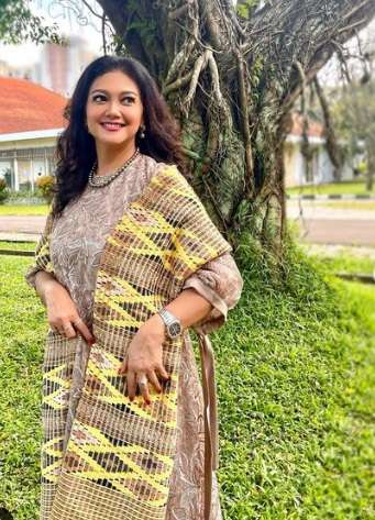 Dinikahi Anggota TNI Polri, Sederet Artis Cantik Ini Pilih Vakum, Penampilannya Kini Curi Perhatian!