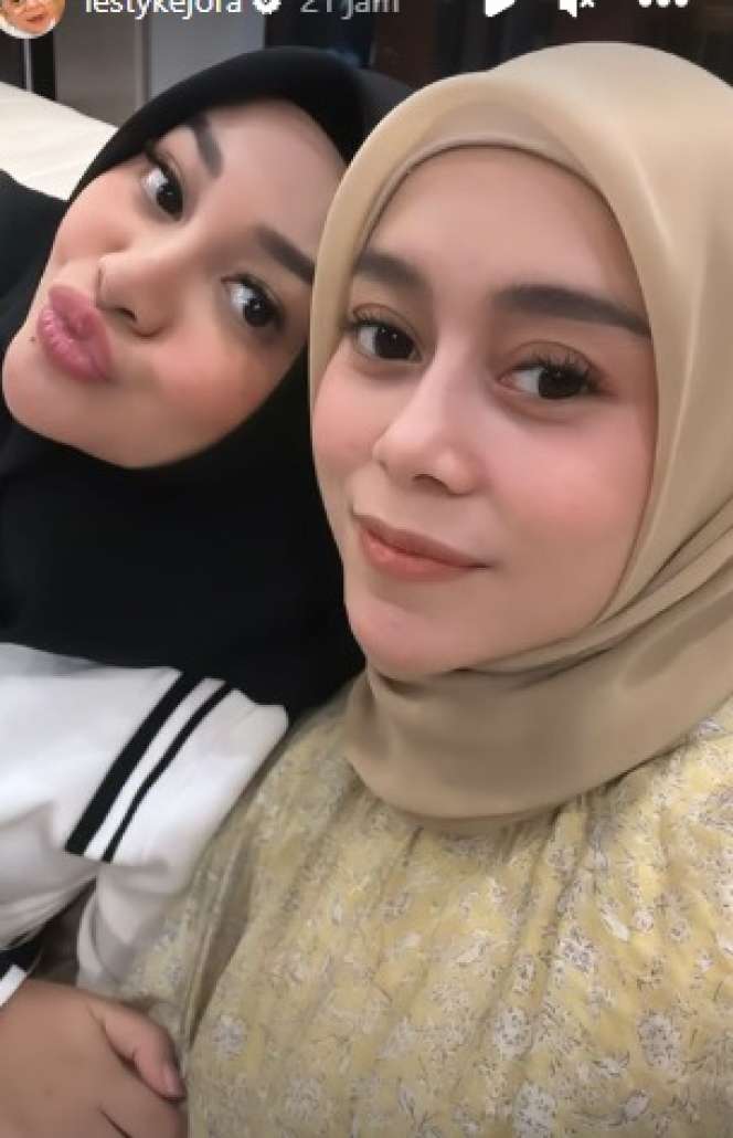 Potret Keseruan Lesti Kumpul dengan Geng Arisan Mama-mama Muda, Kegirangan Saat Nama Keluar