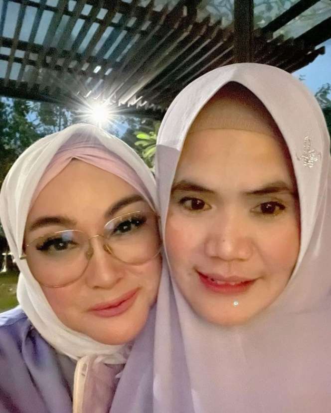 Dipoligami 4 Kali Saat Usia 24 Tahun, Artis Cantik ini Bertahan 38 Tahun, Kini Jadi Istri Satu-Satunya Raja Dangdut