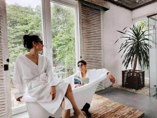 Potret Gaya Seleb Berpose dalam Bathtub, Anya Geraldine Paling Disorot