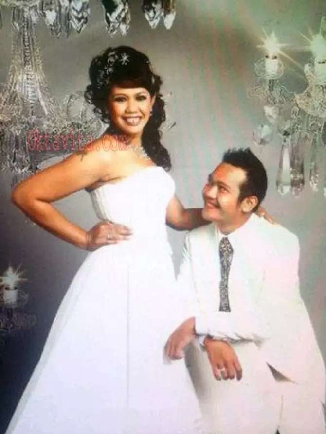 6 Artis Ganteng Ini Pernah Dekat Dengan Elly Sugigi, Ada yang Nikah Cuma 6 Bulan!