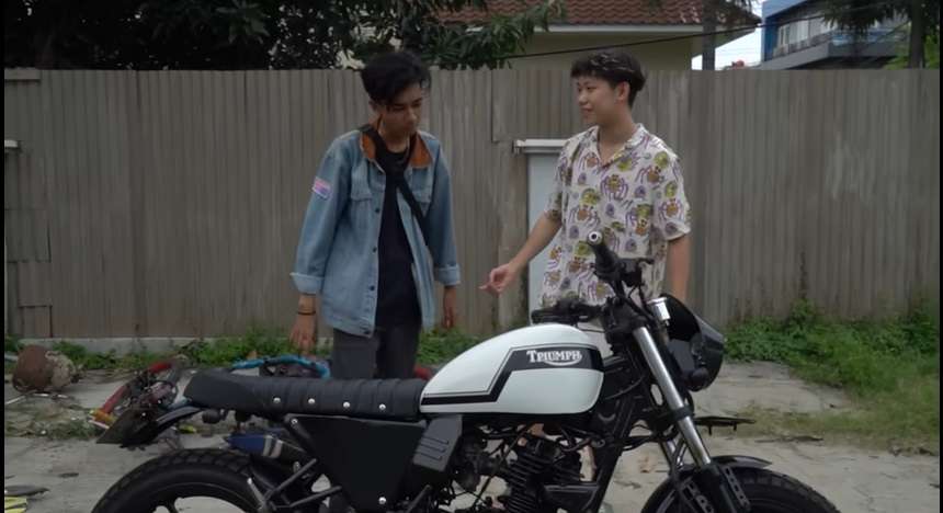 Detik-detik Motor Dilan Cepmek Dihancurkan, Ternyata Endingnya Bikin Haru!