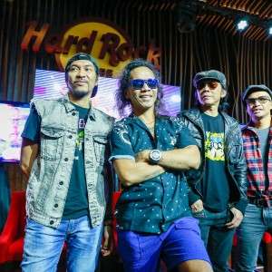 Setelah Tata Janeeta, Deolipa Bakal Gandeng Ayu Ting Ting dan Slank