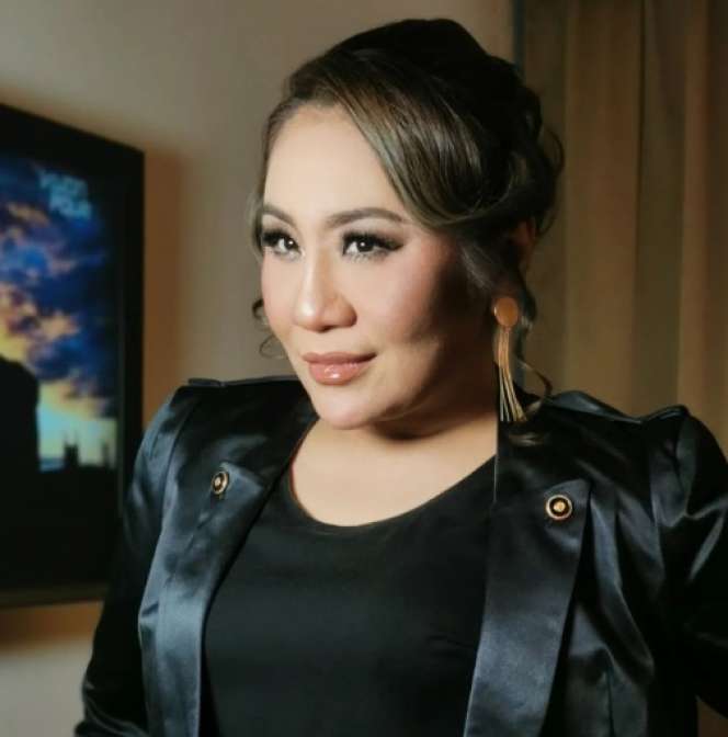Pria Ini Terekam Lakukan KDRT Dilihat Anak Kecil, Ternyata Dulu Mantan Suami Artis Cantik Ini