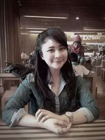 Ingat Chikita Meidy Penyanyi Cilik `Tek Kotek Kotek`? Karir Redup Malah Jadi Sultan, Lihat 10 Transformasinya