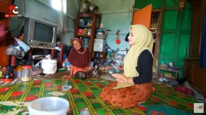 Viral Janda Desa Cantik Bak Bidadari, Disebut Mutiara Tersembunyi di Kampung Terpencil Dikelilingi Gunung