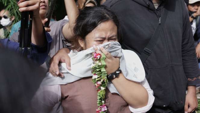 FOTO: Tangis di Pusara Ki Joko Bodo