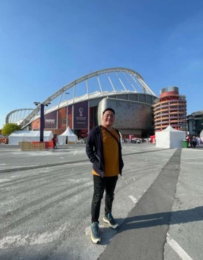 Potret Merry Asisten Raffi Ahmad Diajak Nonton Piala Dunia di Qatar, Gayanya Nggak Kalah Kece!
