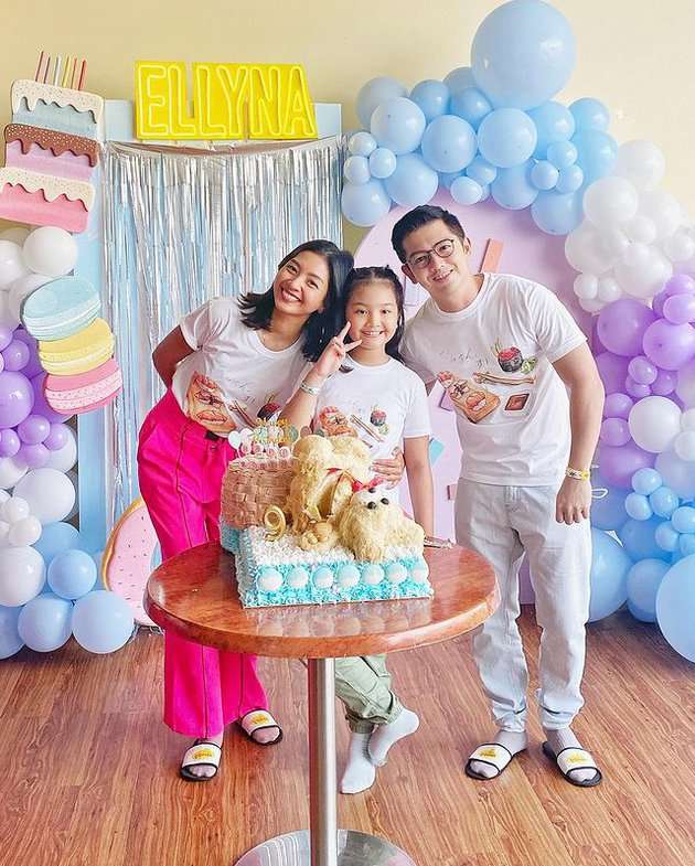 Potret Liza Elly Mantan Istri Nicky Tirta, Punya Tubuh Body Goals