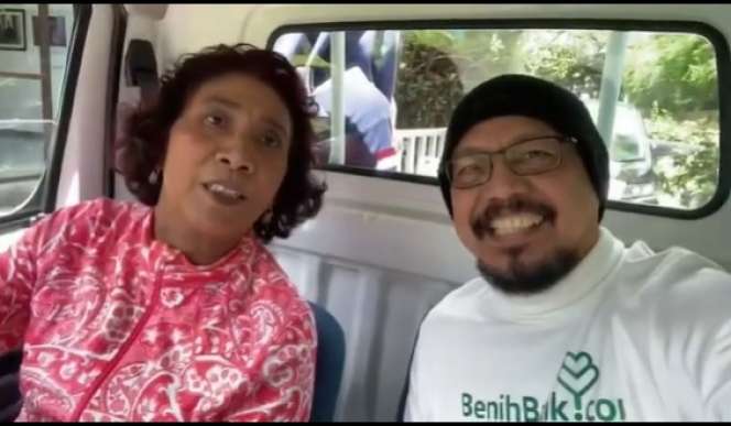 Cuma Pakai Kipas Angin, Ini Potret Mobil Susi Pudjiastuti, Beda Dari yang Lain!